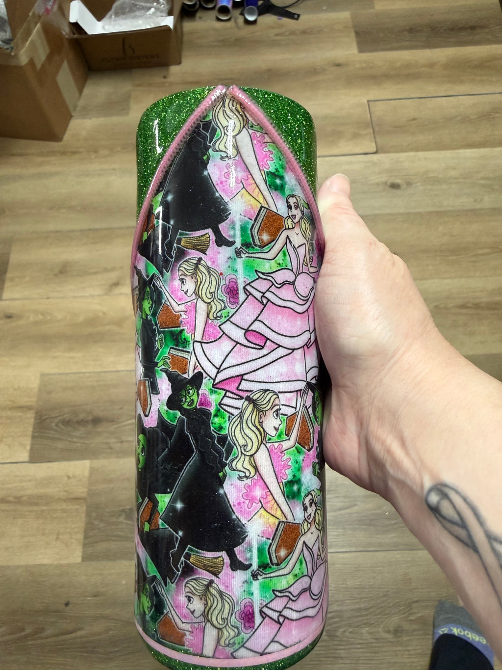 Witch 20oz Zipper