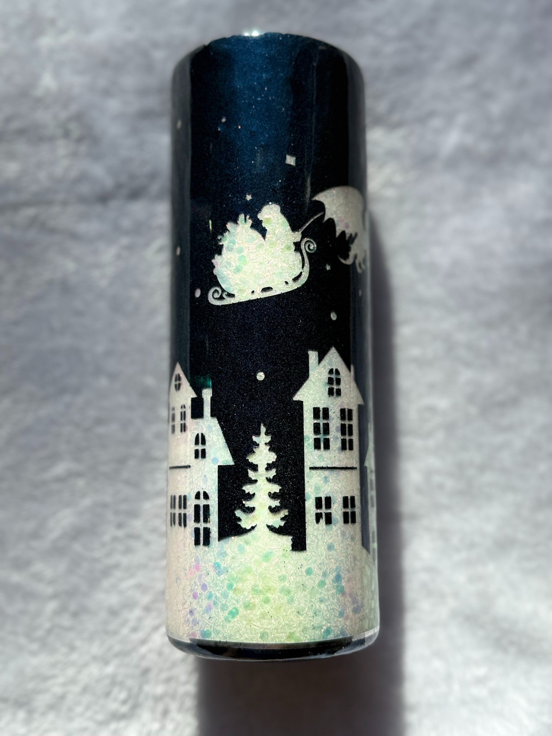 Glow in the Dark Santa's Fantasy Sleigh 20oz